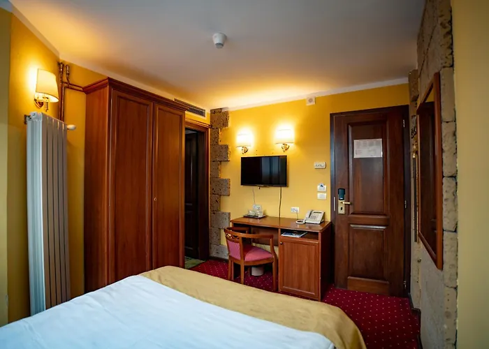 House Of Dracula Hotel